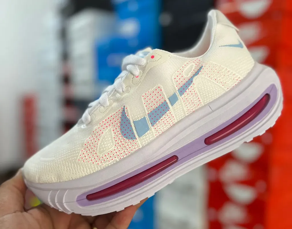 TENIS NIKE VOMERO