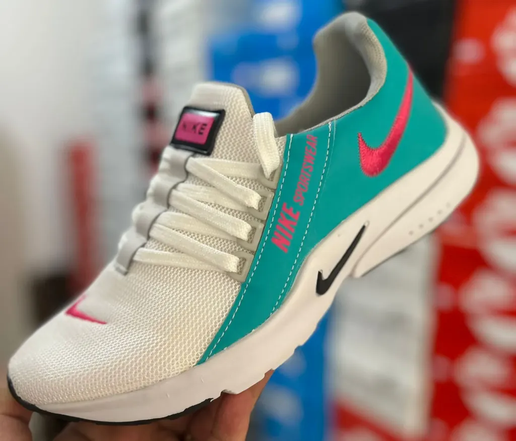 TÊNIS NIKE AIR SPORTSWEAR