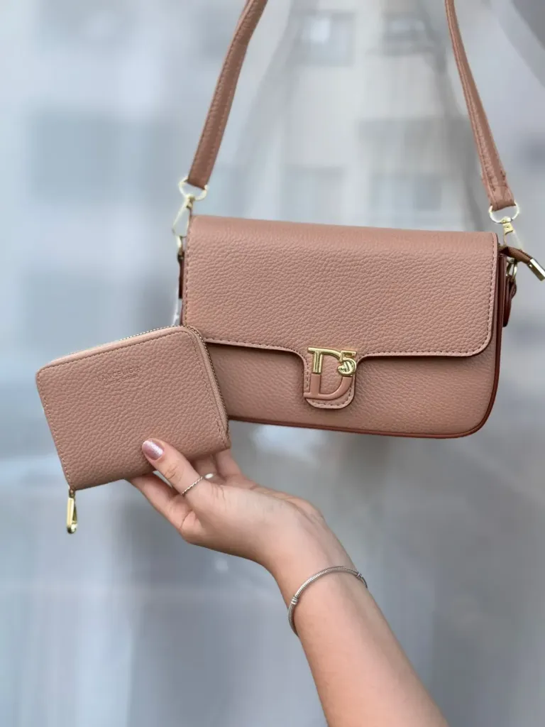 BOLSA FEMININA COM CARTEIRA (COR NUDE)