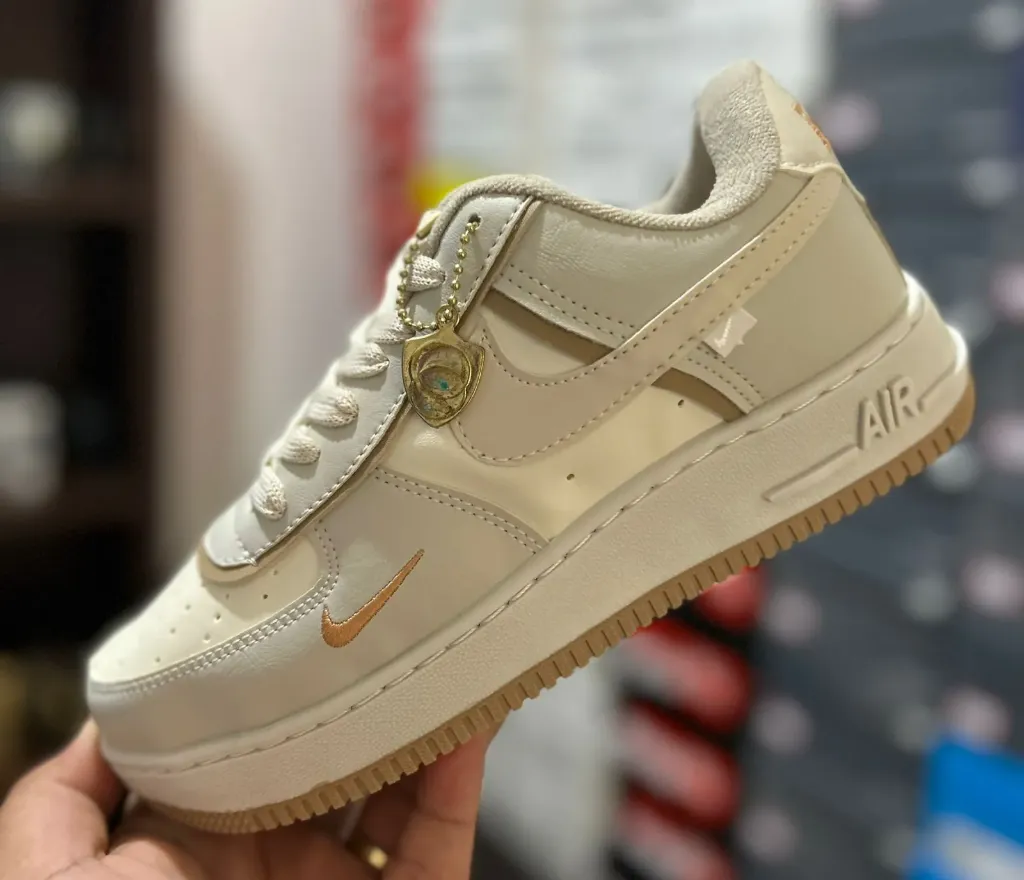 TÊNIS NIKE AIR FORCE LINHA PREMIUM (37)