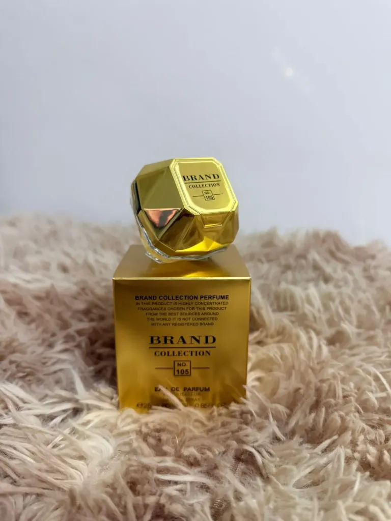Inspiração Lady Million Notas de Topo: Néroli, Limão verdadeiro Amalfi e Framboesa  Notas de Coração: Jasmin, Flor de Laranjeira africana e Gardênia  Notas de Fundo: Patchouli ou Oriza, Mel branco e Âmbar   - Brandcollection Nº 105 25ml